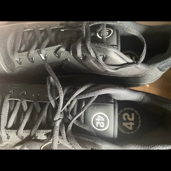 Nike baseball cleats Jackie Robinson 42 BLM NWT - Picture 4 of 4